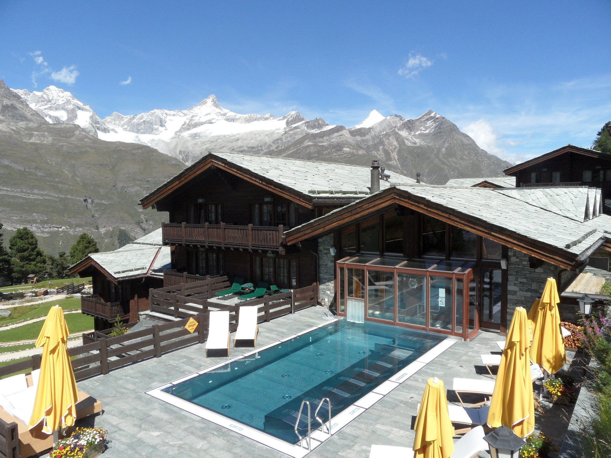 Riffelalp Resort 2222M - Ski-In & Ski-Out Zermatt Facilities photo