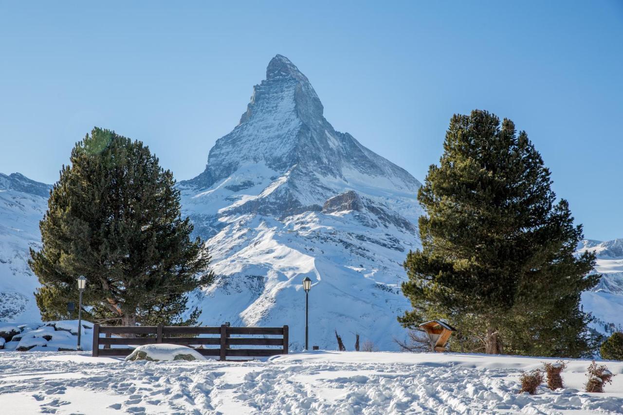 Riffelalp Resort 2222M - Ski-In & Ski-Out Zermatt Exterior photo